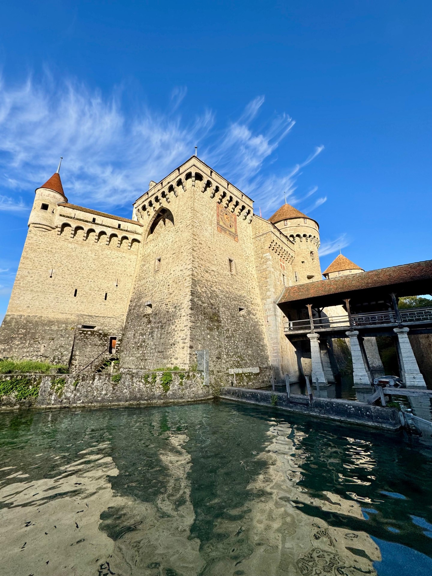 Kicking off the Lake Geneva Tour, visiting the Chillon Castle